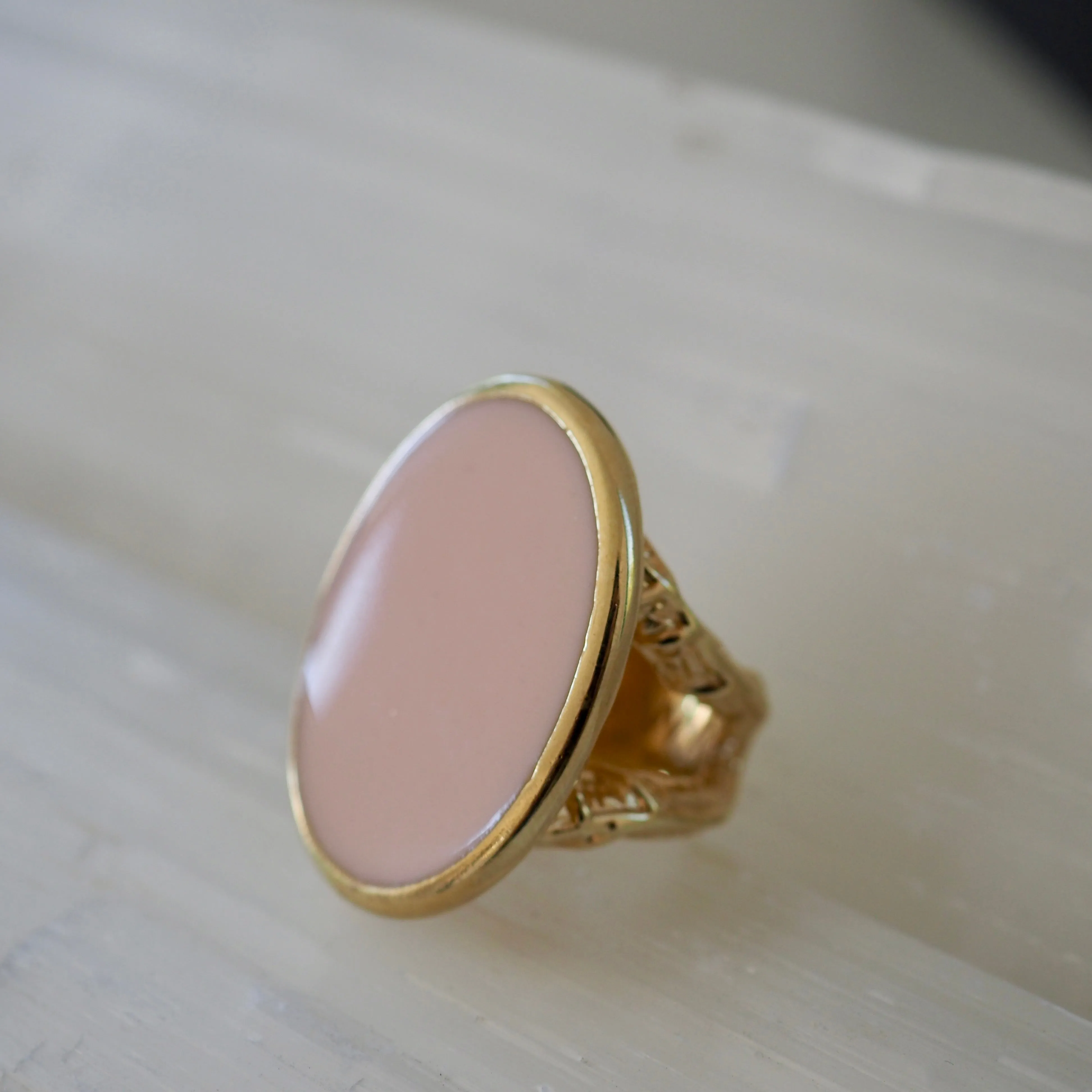 ELIZA OVAL PAINT RING