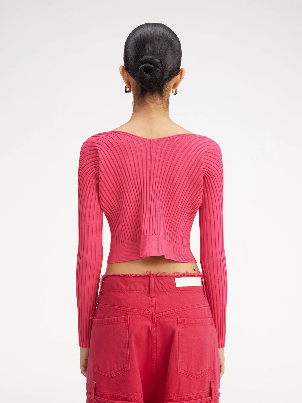 Jacquemus La Maille Pralu Longue in Neon Pink