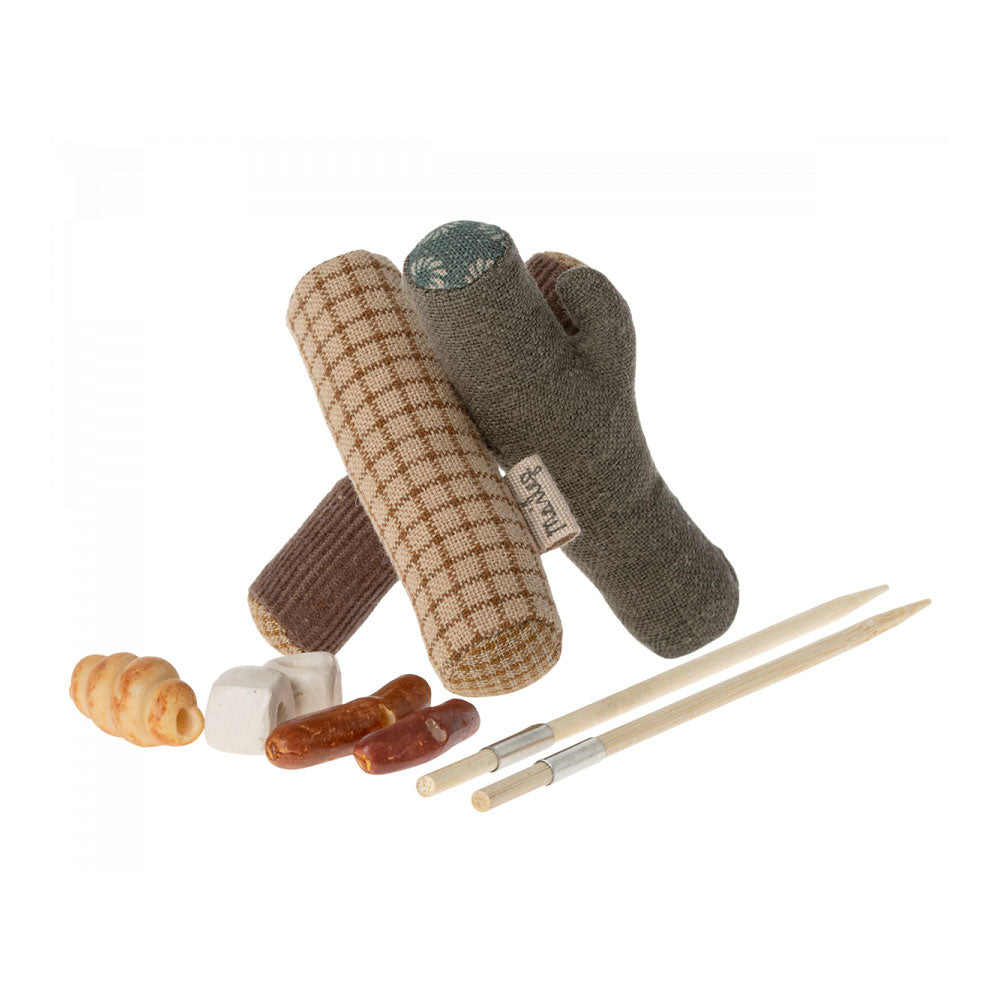 Maileg Bonfire Set, Mouse