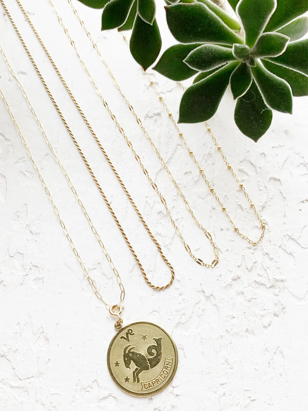 Mia | Flat Oval + Beaded Gold Filled Necklace