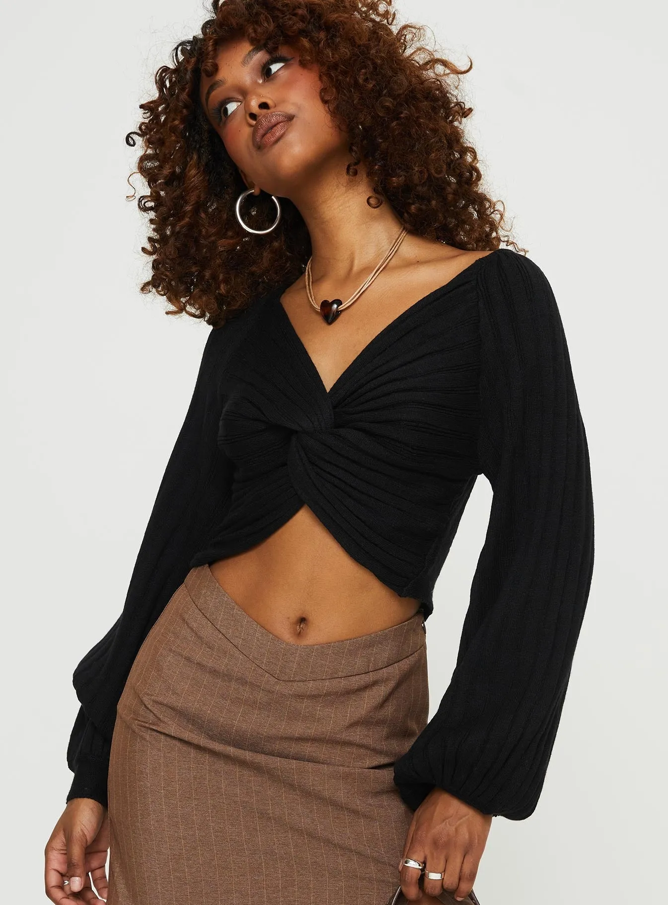 Winry Cropped Jumper Black